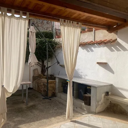 Apartment Olivastro